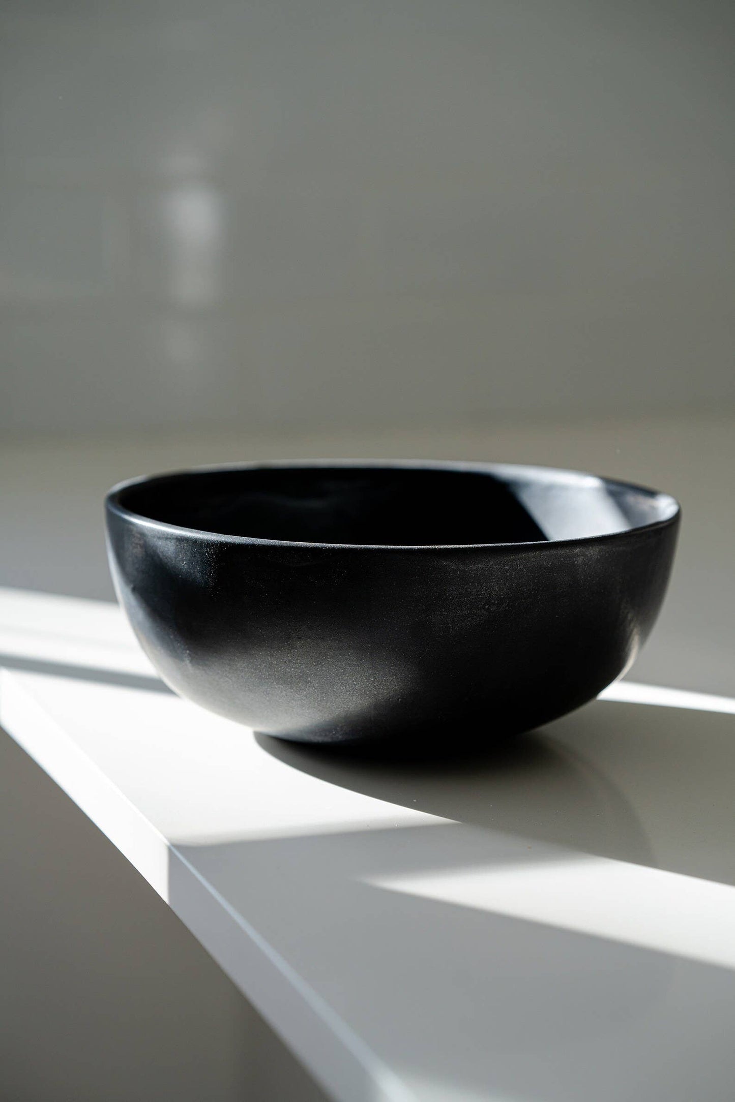 Black Matte Stoneware Salad Serving Bowl