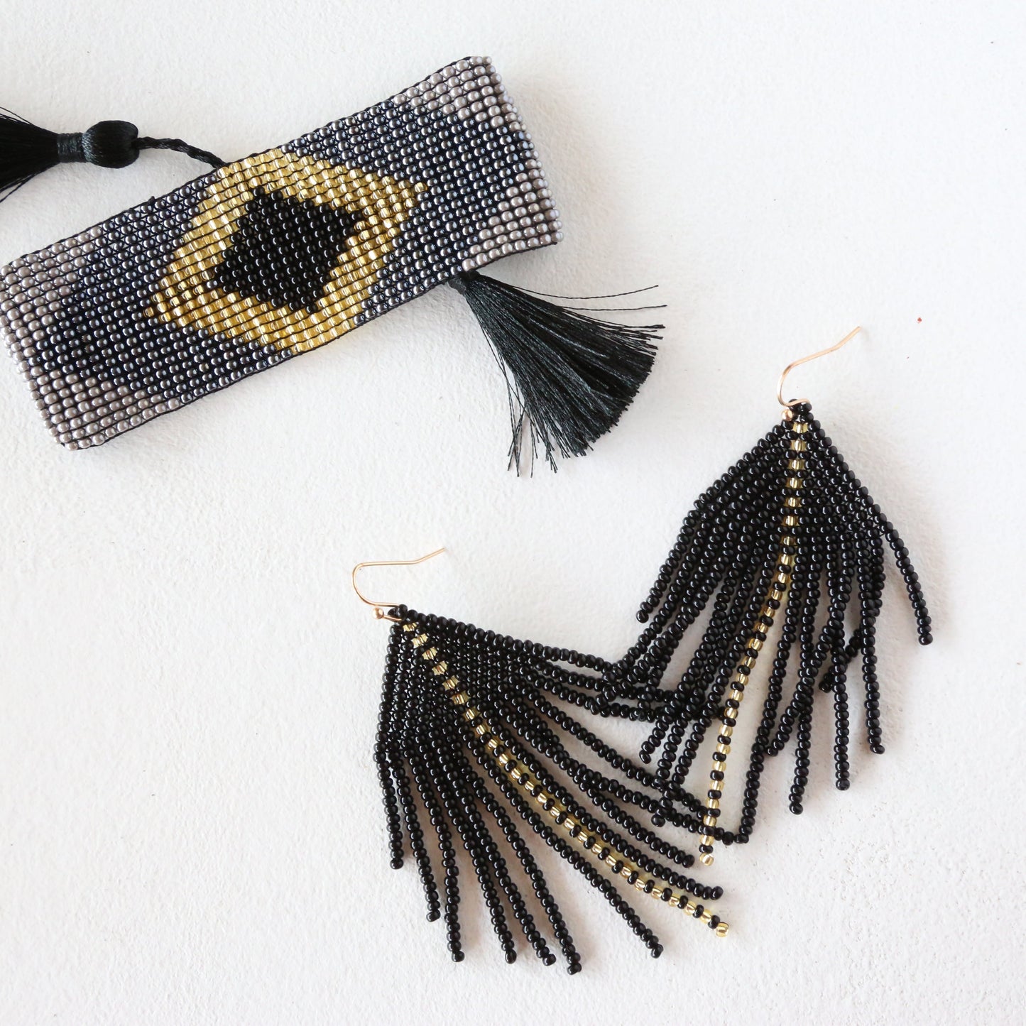 Raya Black Earrings