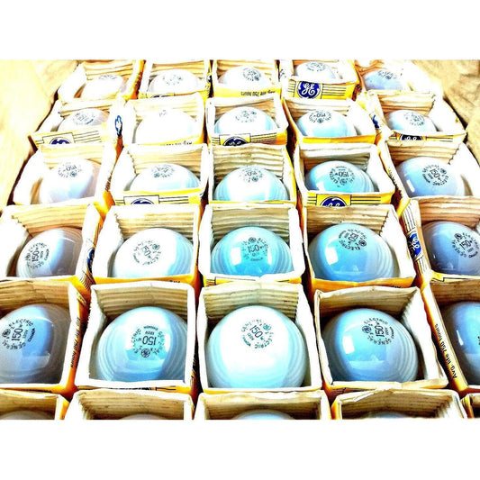 General Electric LOT OF 30 GE Lighting Soft White 150 Watt 2850 Lumens