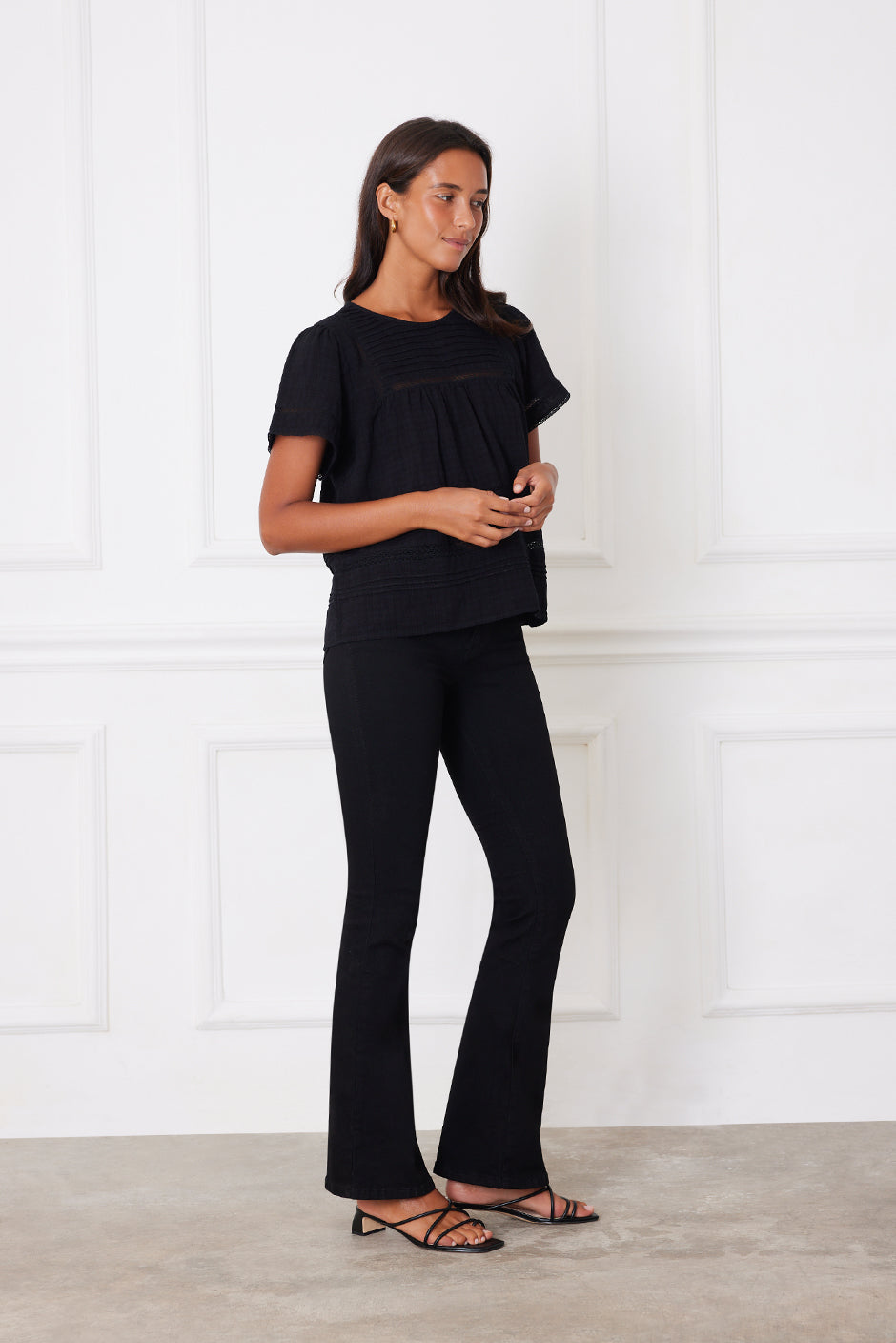 Dawn Tee in Black - Osadia Concept Store