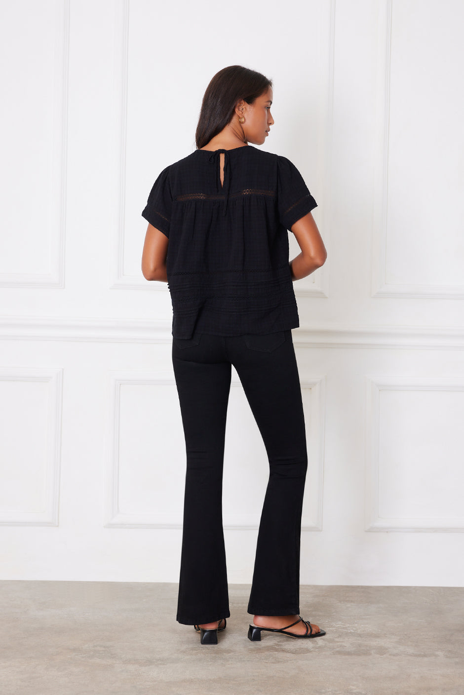 Dawn Tee in Black - Osadia Concept Store