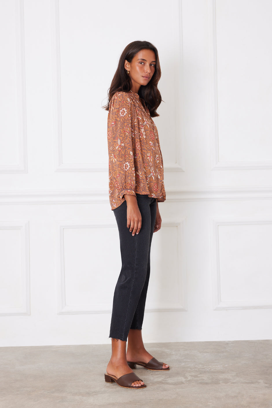 Anna Shirt in Folk Floral Print - Osadia Concept Store