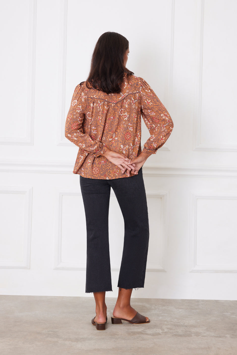Anna Shirt in Folk Floral Print - Osadia Concept Store