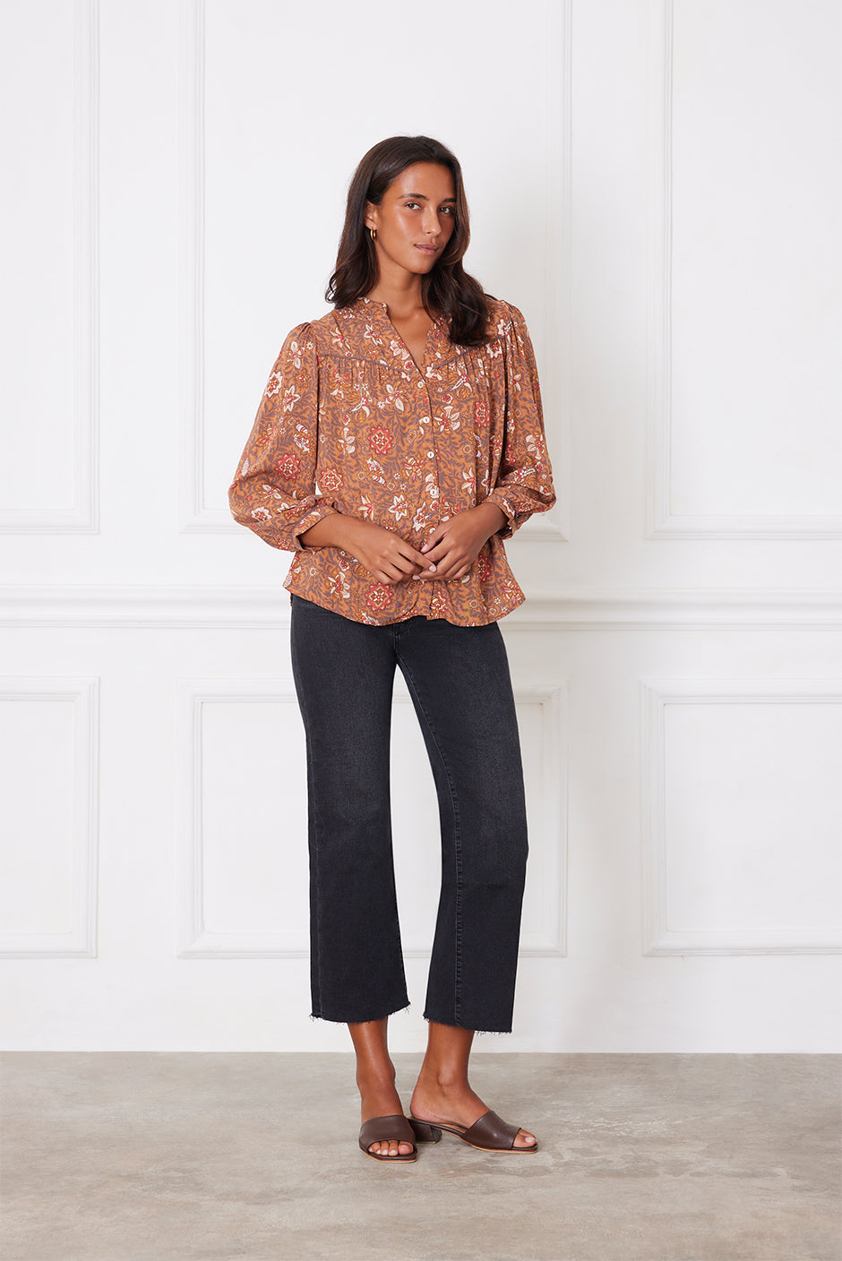 Anna Shirt in Folk Floral Print - Osadia Concept Store