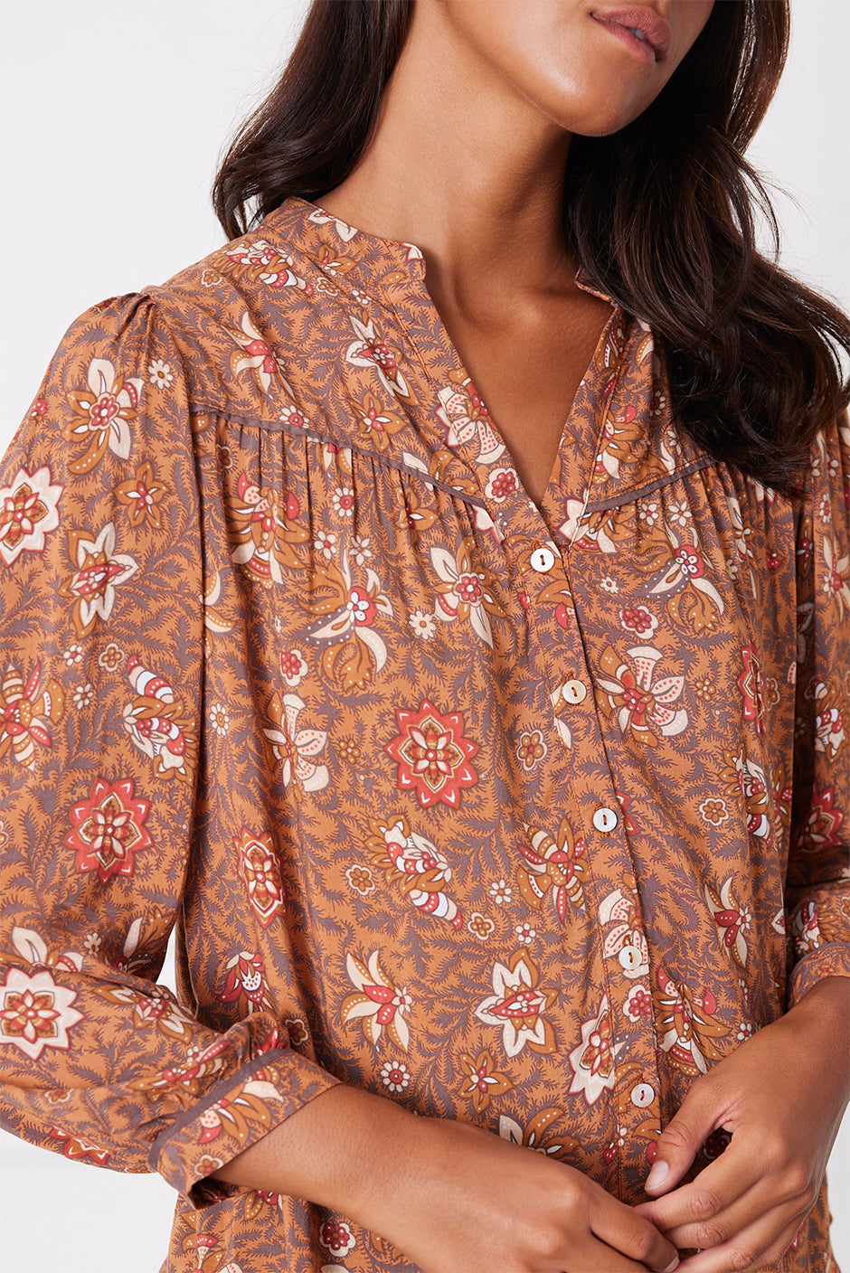 Anna Shirt in Folk Floral Print - Osadia Concept Store