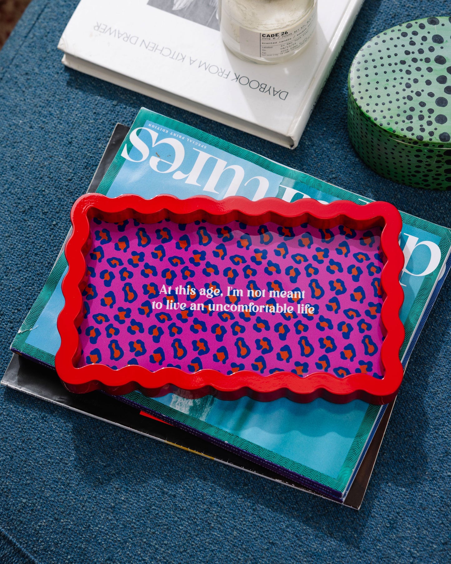 Uncomfortable Lacquer Tray - Osadia Concept Store