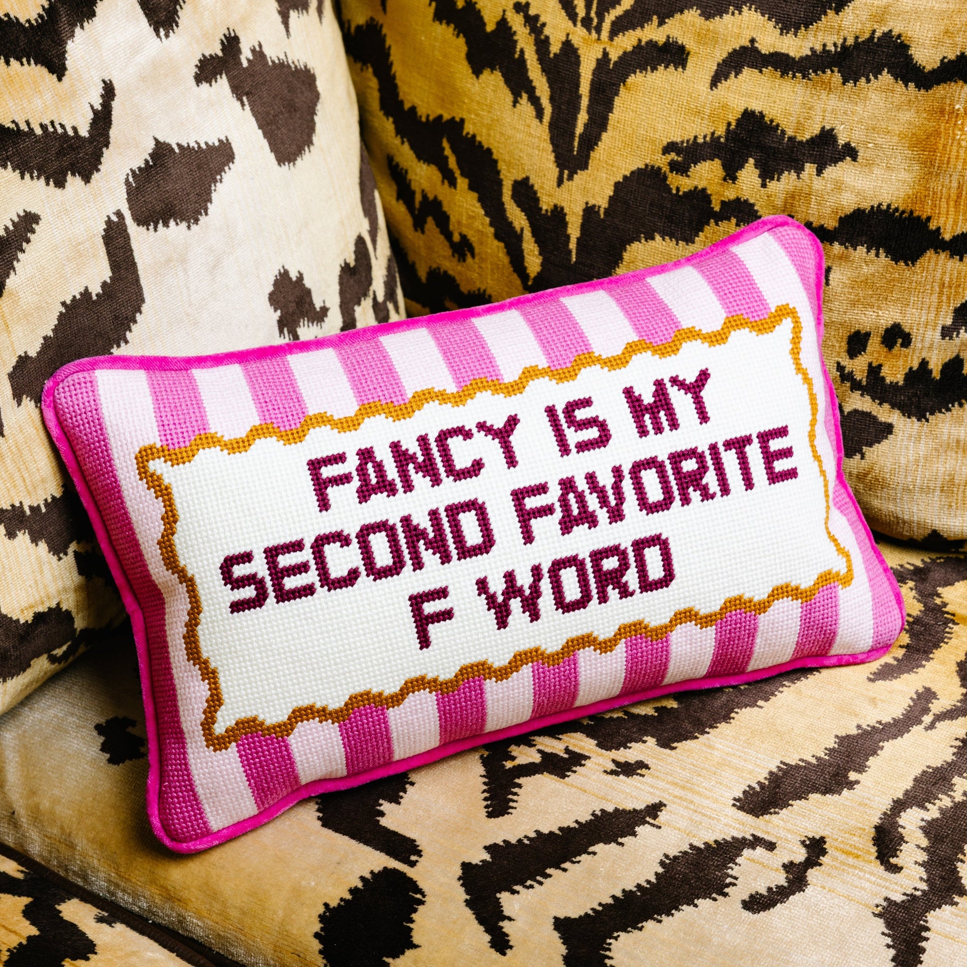 Fancy Needlepoint Pillow - Osadia Concept Store