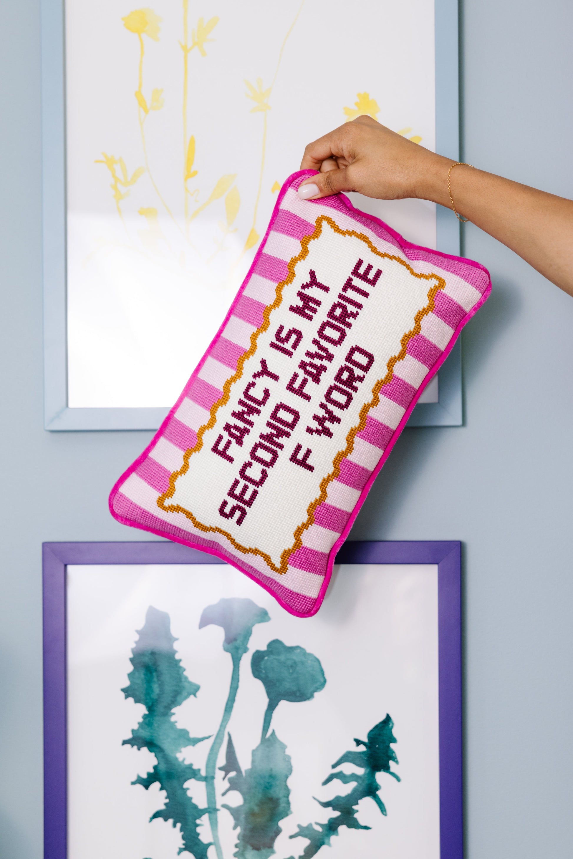 Fancy Needlepoint Pillow - Osadia Concept Store