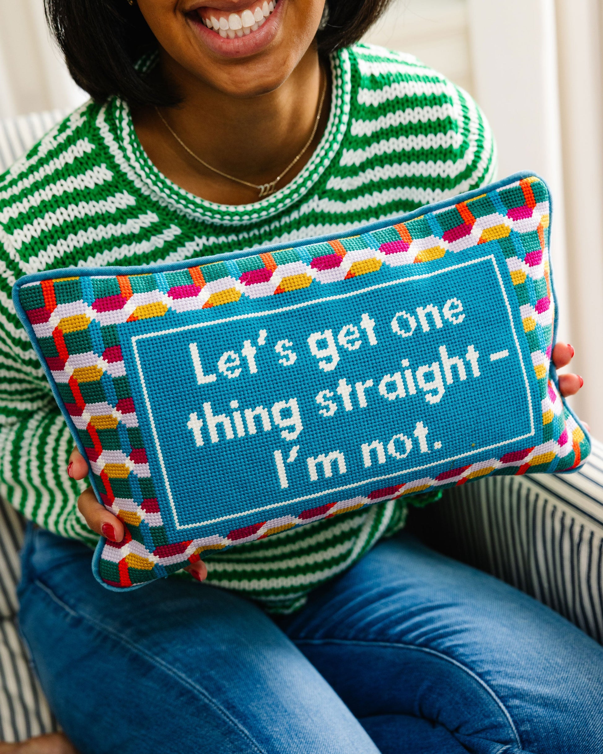 Straight Needlepoint Pillow - Osadia Concept Store