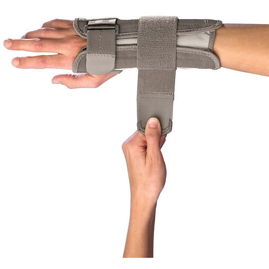 Mueller Carpal Tunnel Wrist Stabilizer Large/x-large