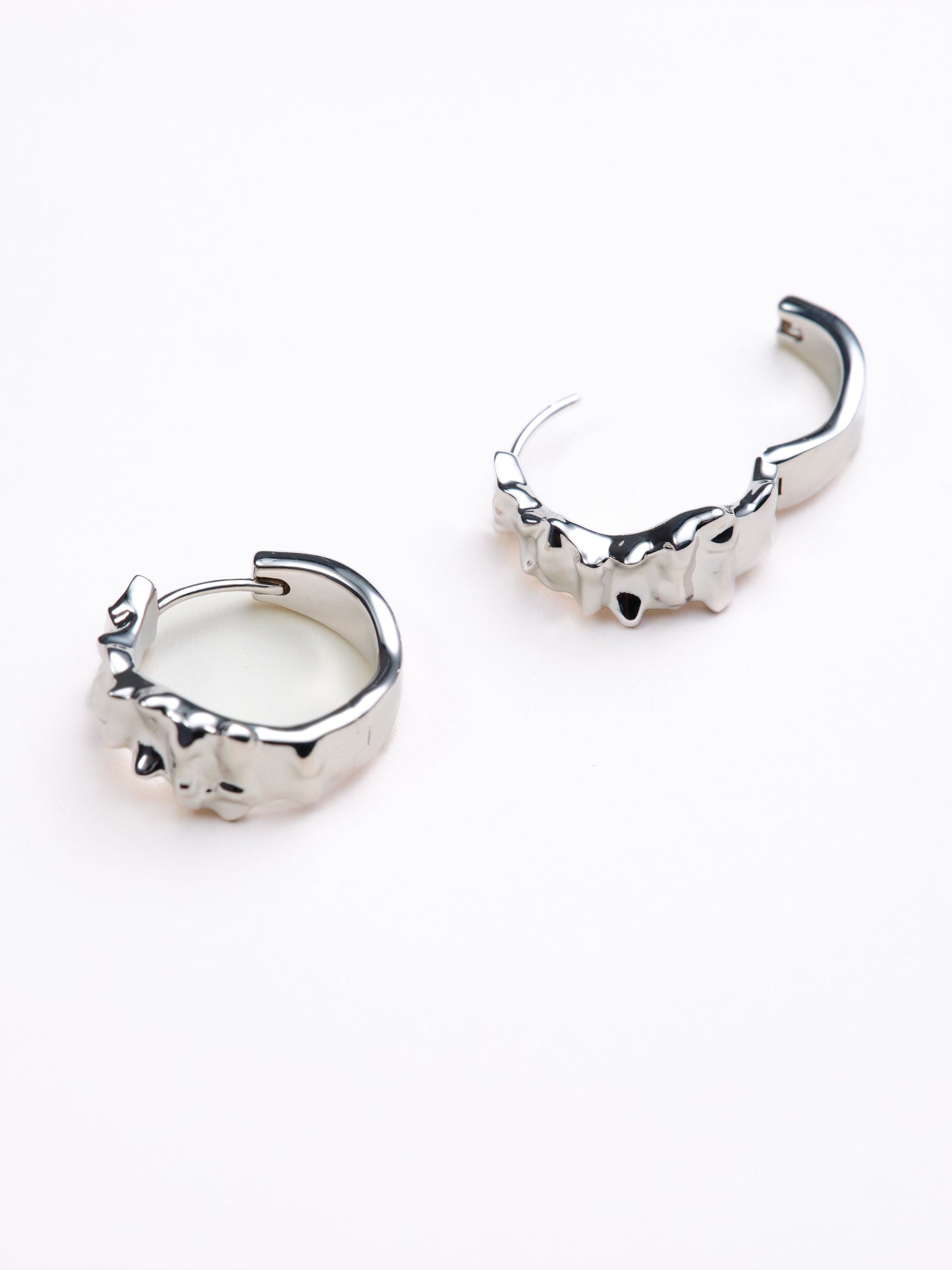 Anna Uneven Hoops