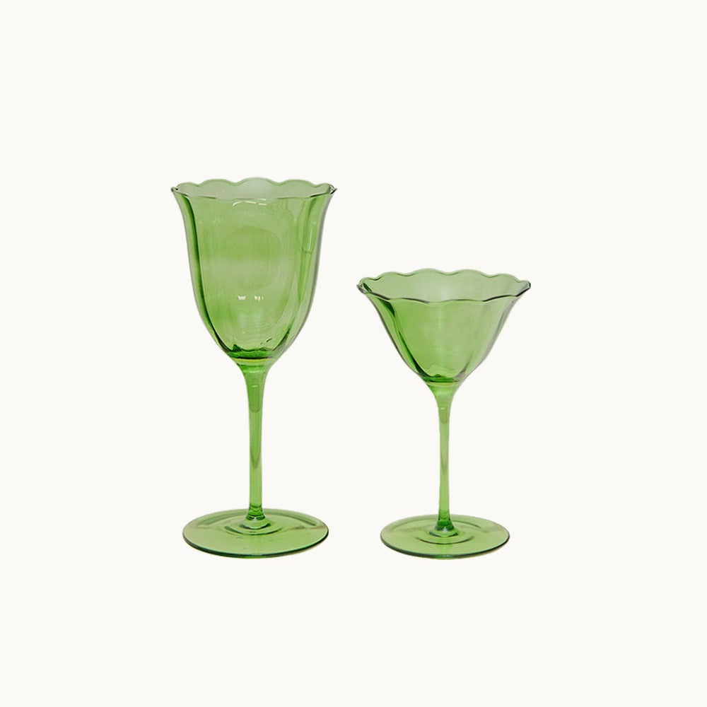 S/4 Lily Green Handblown Wine Glass