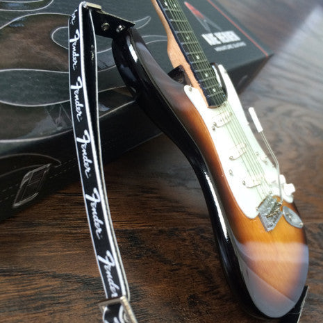 FENDER™ Logo Mini Model Guitar Strap - Classic Black - Osadia Concept Store