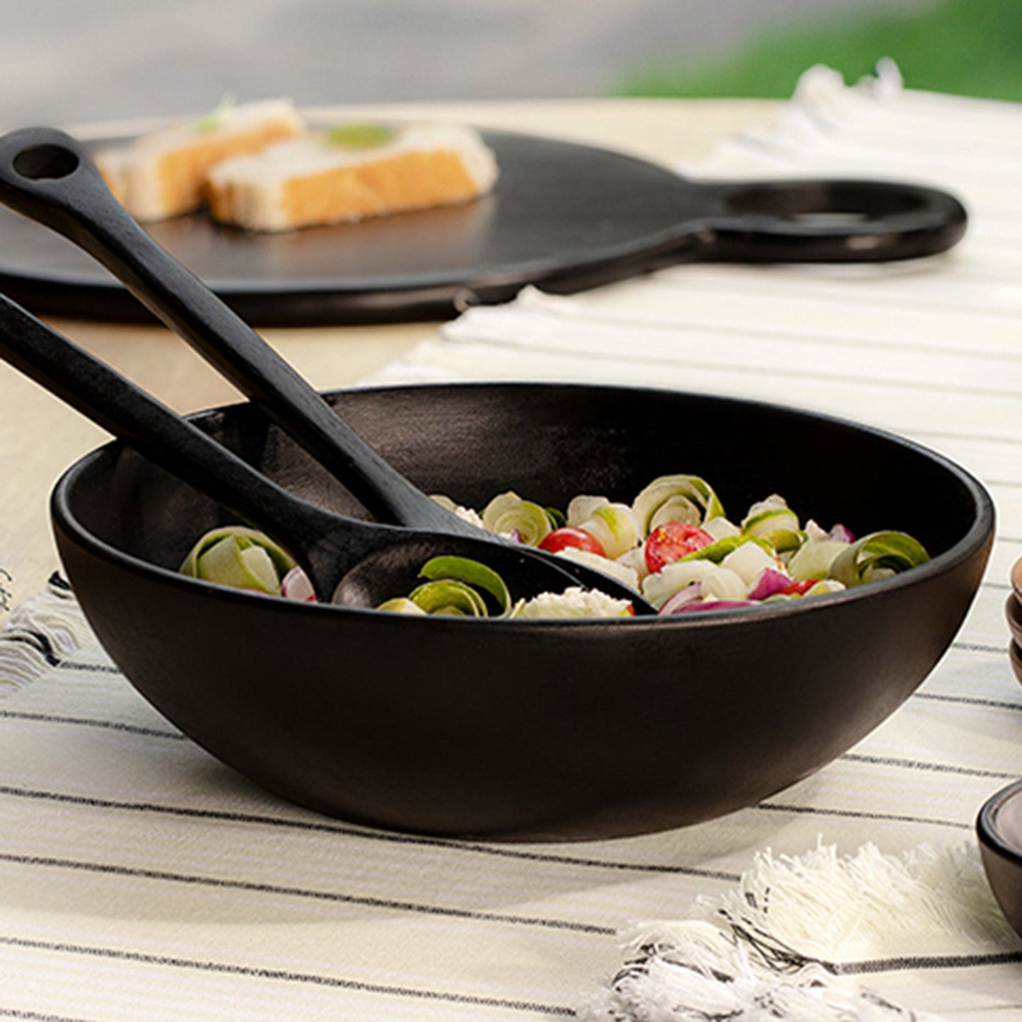 Mango Wood Salad Bowl 33.8 oz | Midnight Black Wooden Serving Bowl