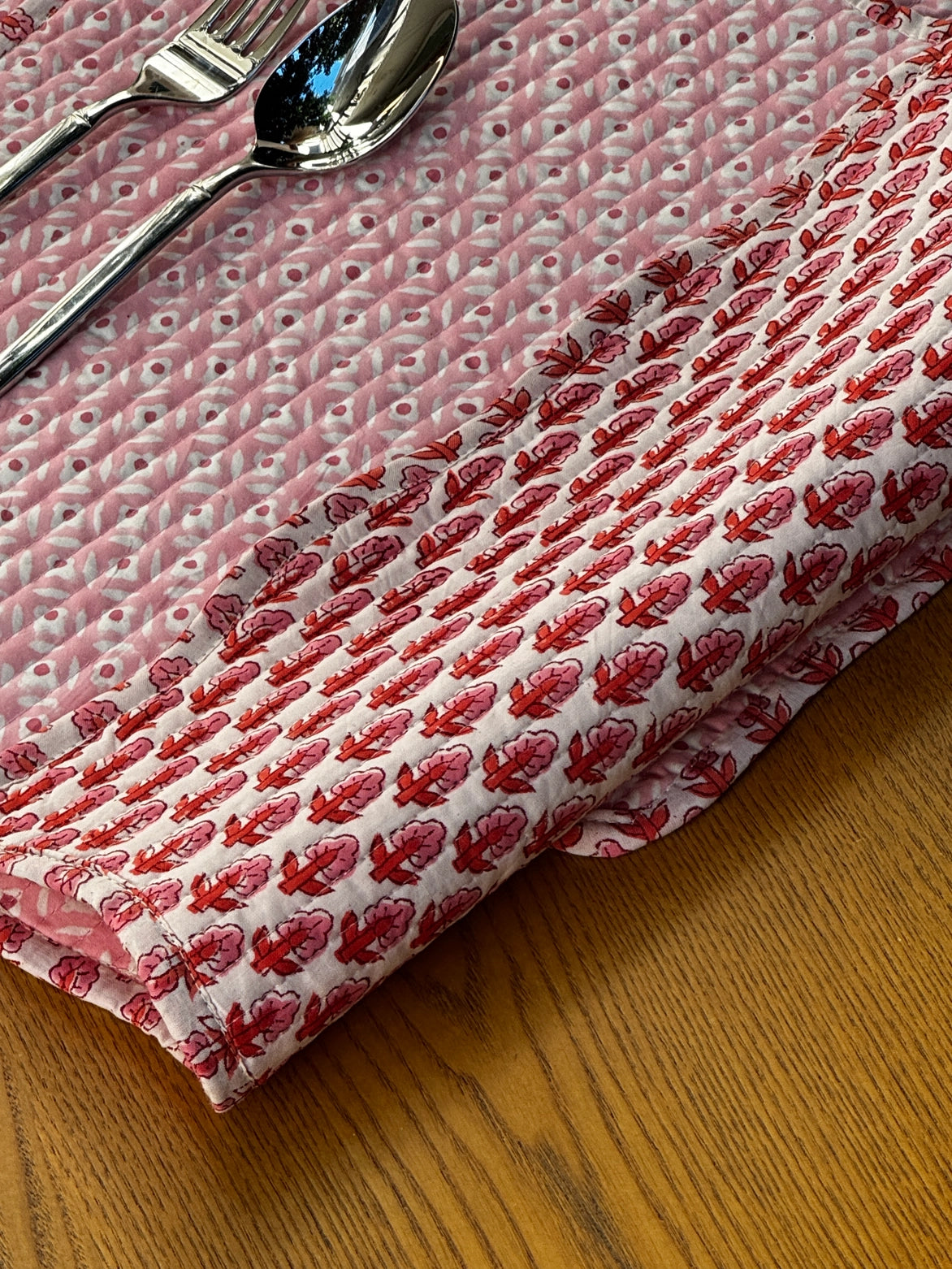 S/2 Bougainvillea Block Print Quilted Reversible Placemats
