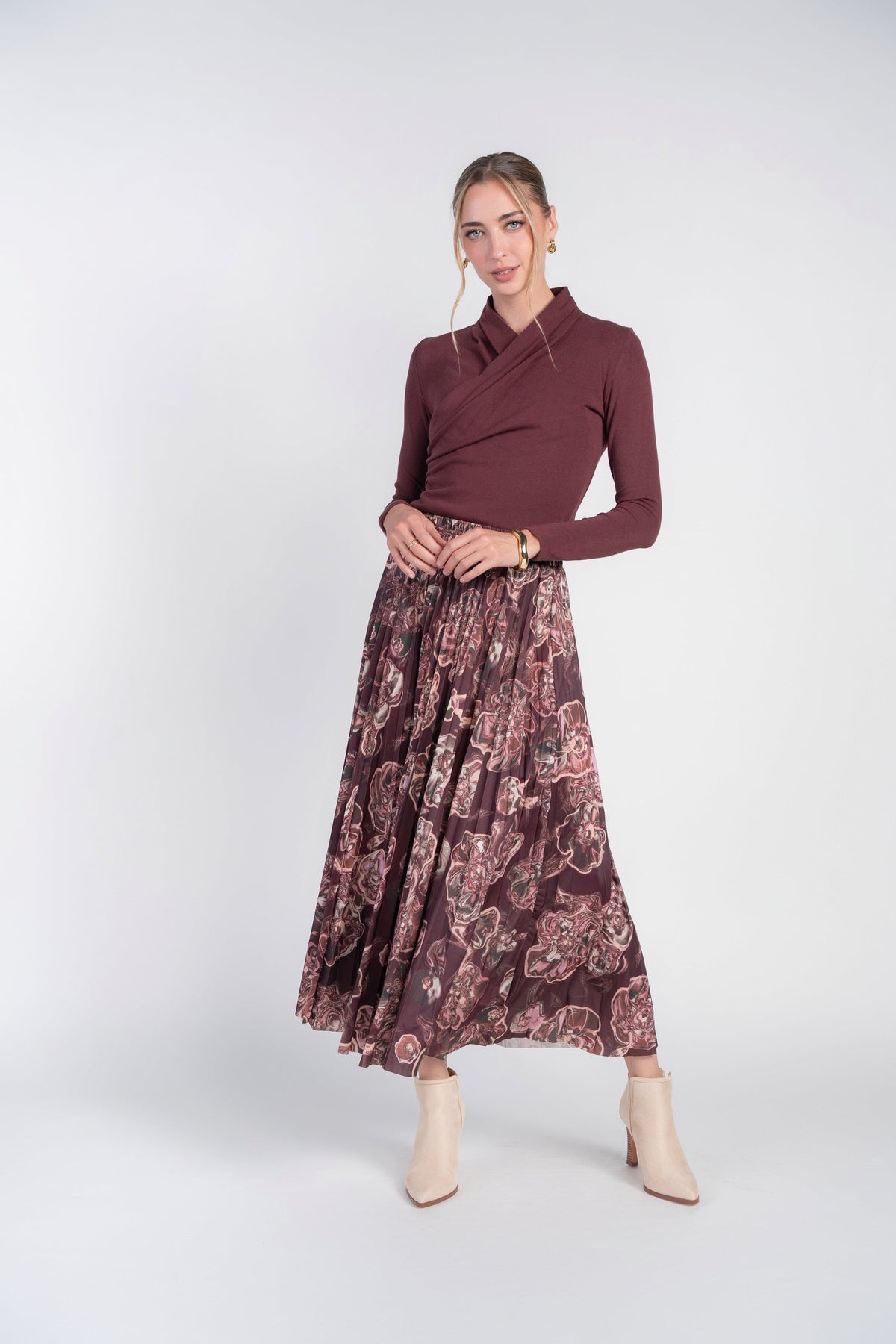 Jersey Pleated Skirt- Burgundy Swirls