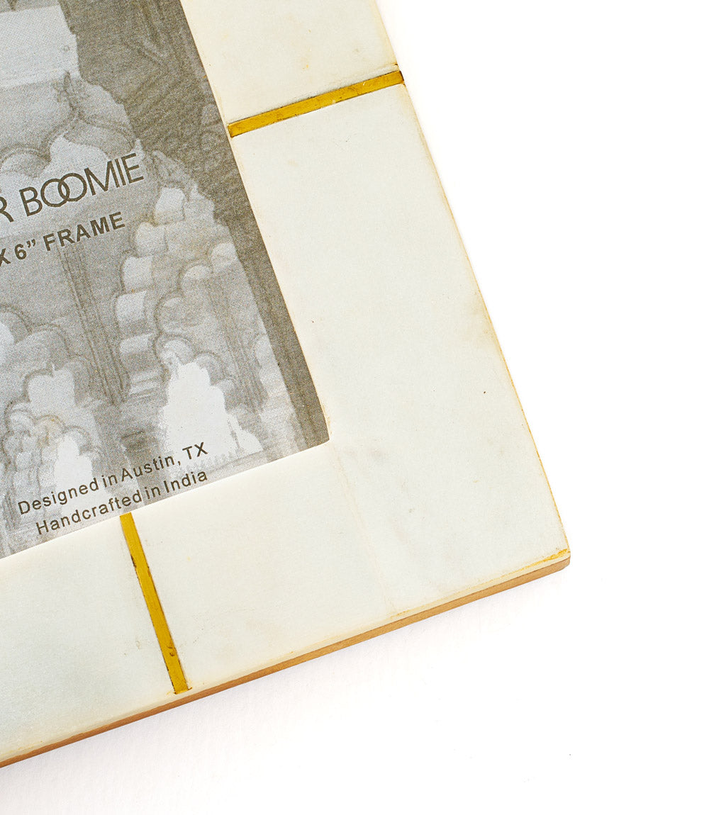 Sammita 4x6 White Picture Frame - Carved Marble Brass Inlay - Osadia Concept Store