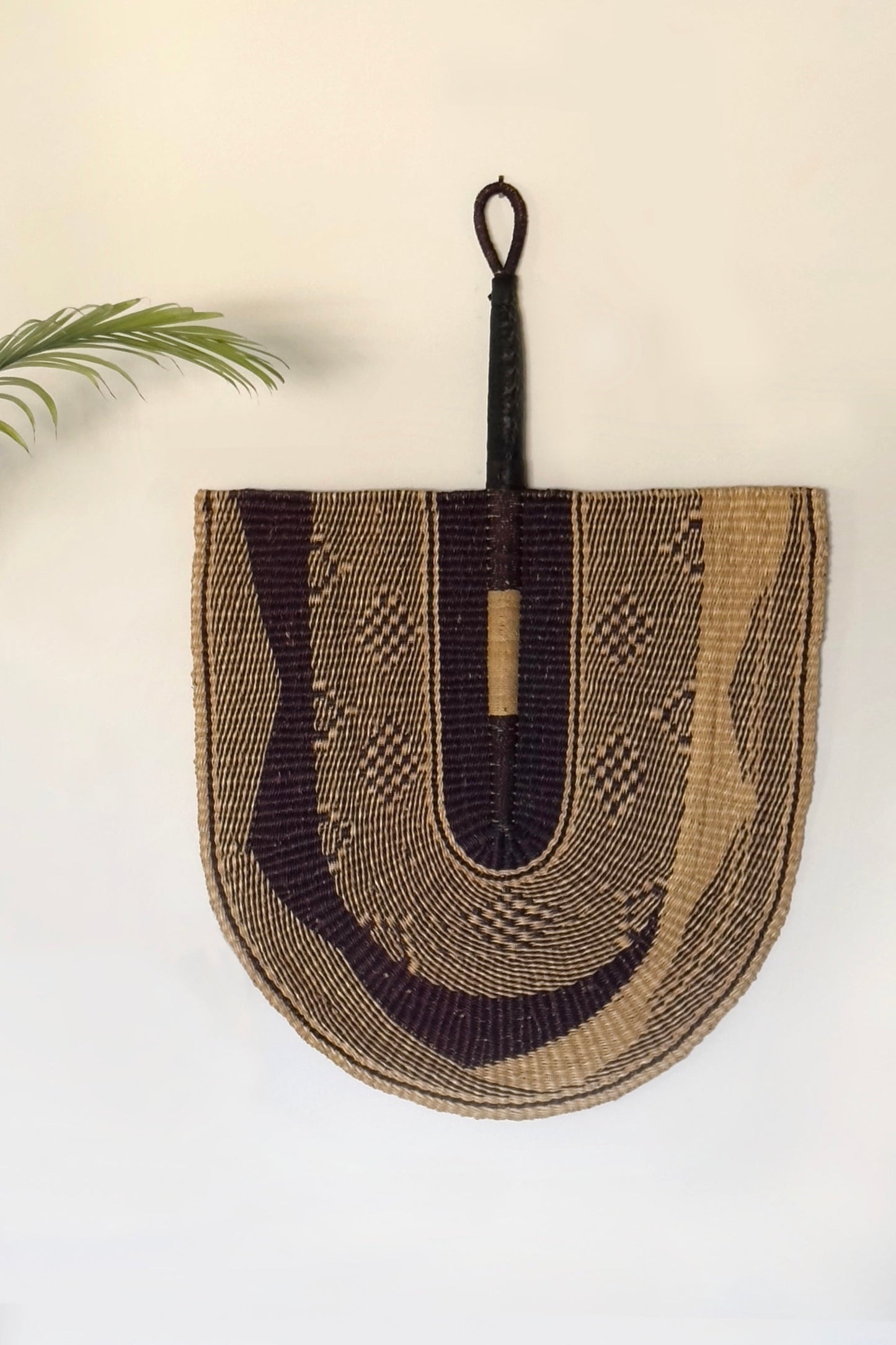 Large Fan in Natural & Black - Osadia Concept Store
