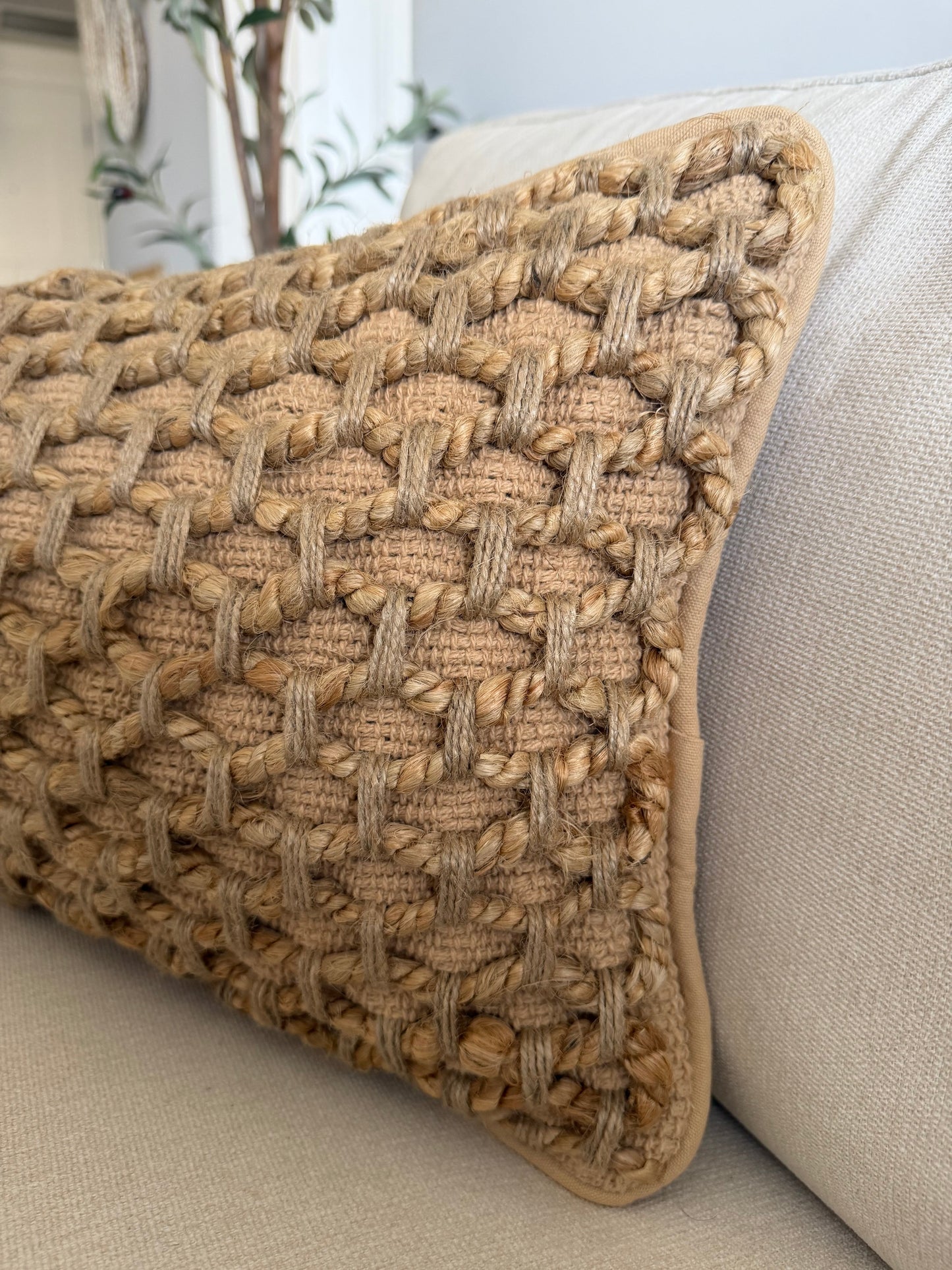 Tanah Lumbar Pillow Cover