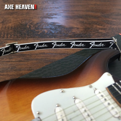 FENDER™ Logo Mini Model Guitar Strap - Classic Black - Osadia Concept Store
