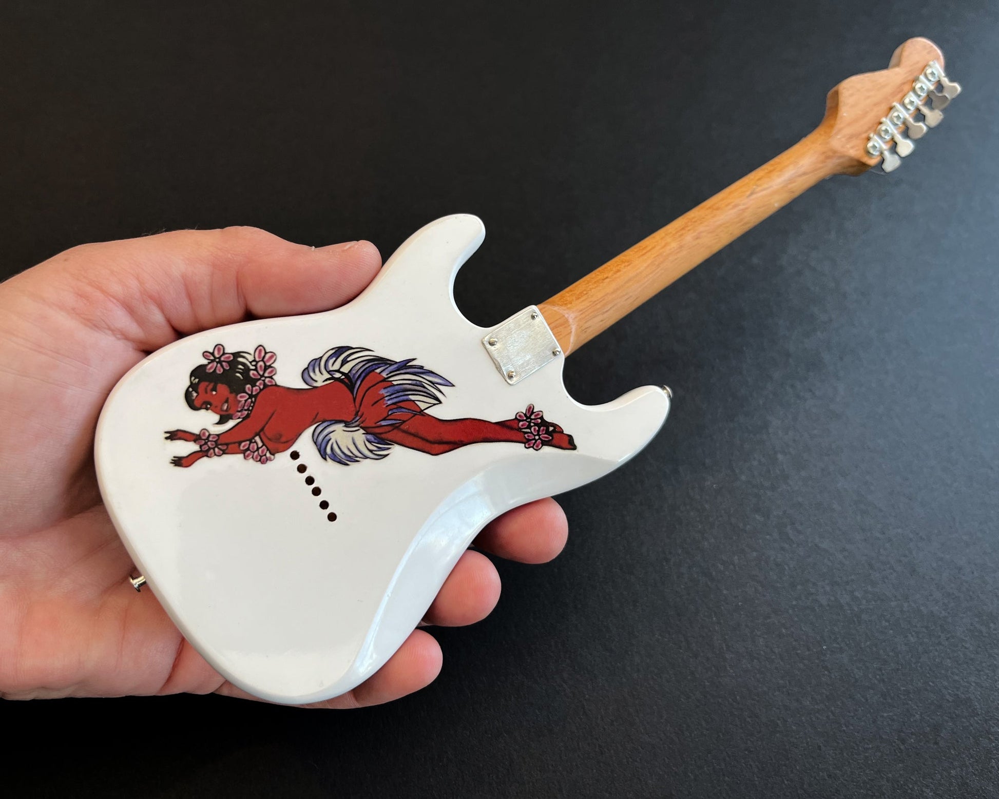 Stevie Ray Vaughan Signature Charley's Miniature Guitar Replica - Osadia Concept Store
