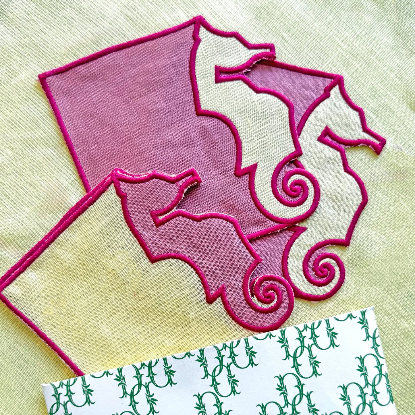 S/4 Seahorse Cocktail Napkins