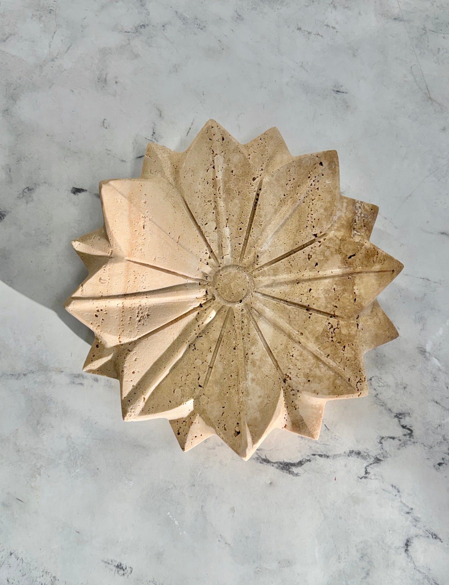 Fleur de Travertine