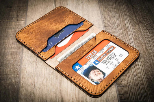 The Georgetown Minimalist Wallet in Saddle Tan