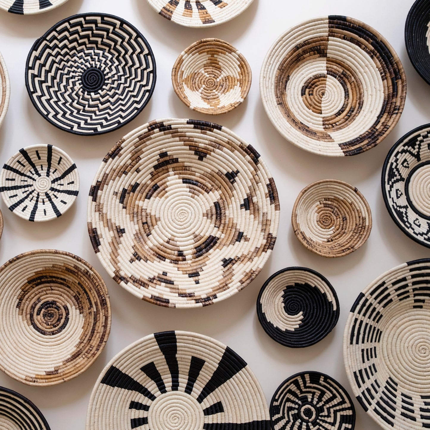 Large Layered Petal Basket ~ Banana Fiber - Osadia Concept Store