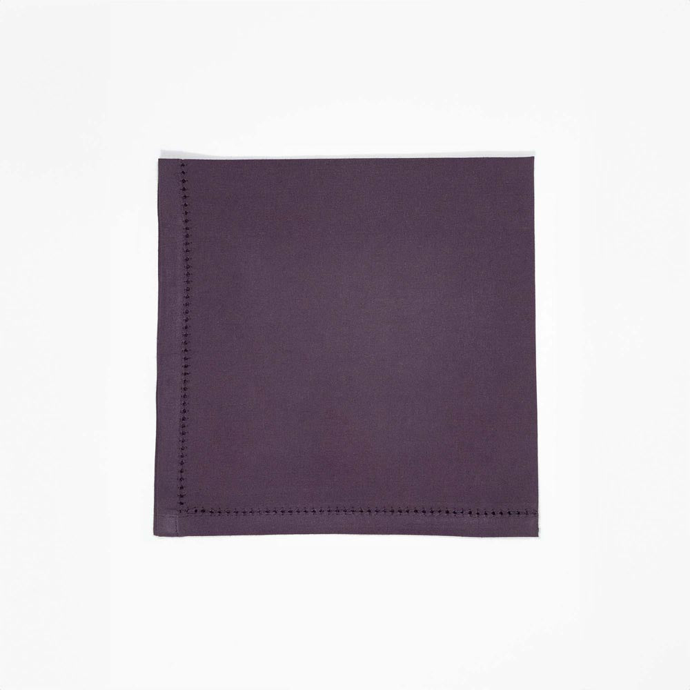 The Heroines Table Linens Set