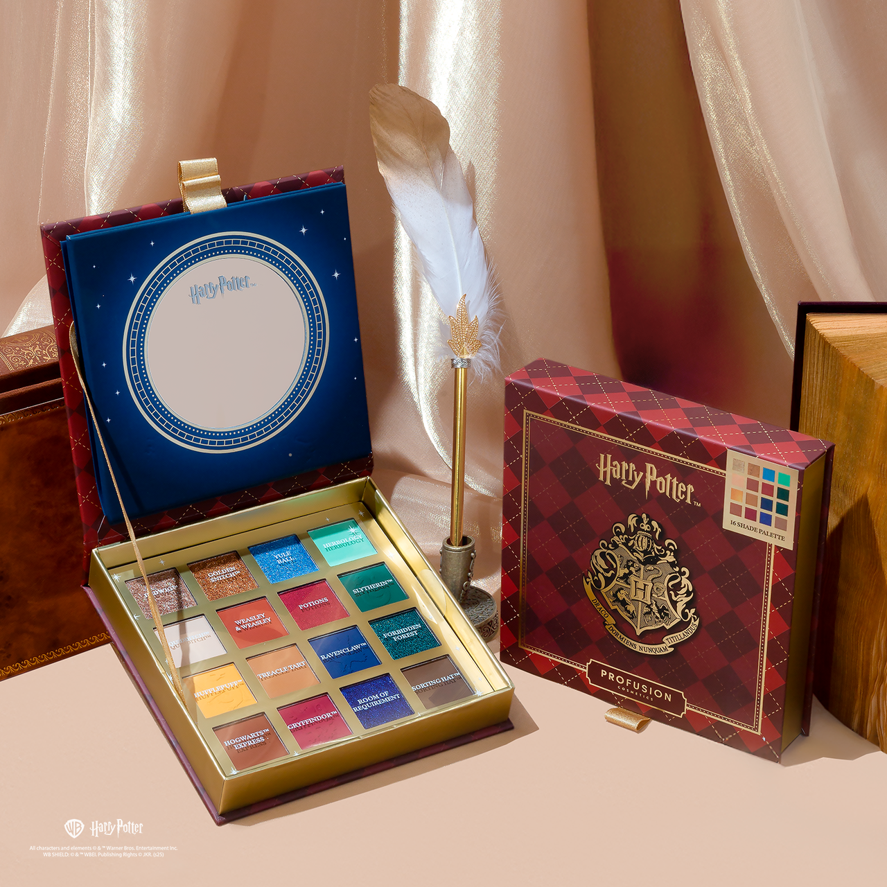 Harry Potter Holiday | Hogwarts™ 16 Shade Palette - Osadia Concept Store