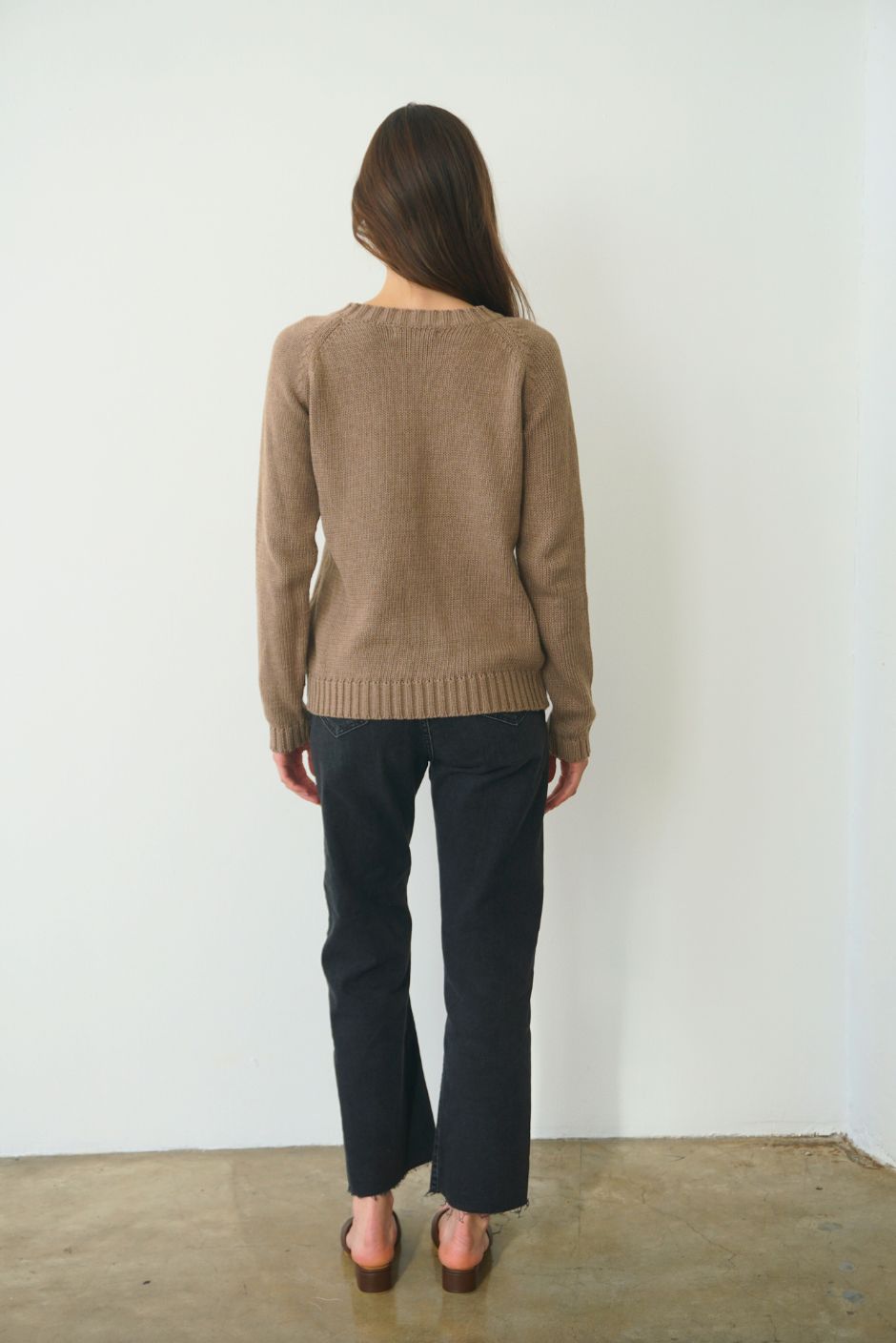 Sloane Crewneck in Mocha - Osadia Concept Store