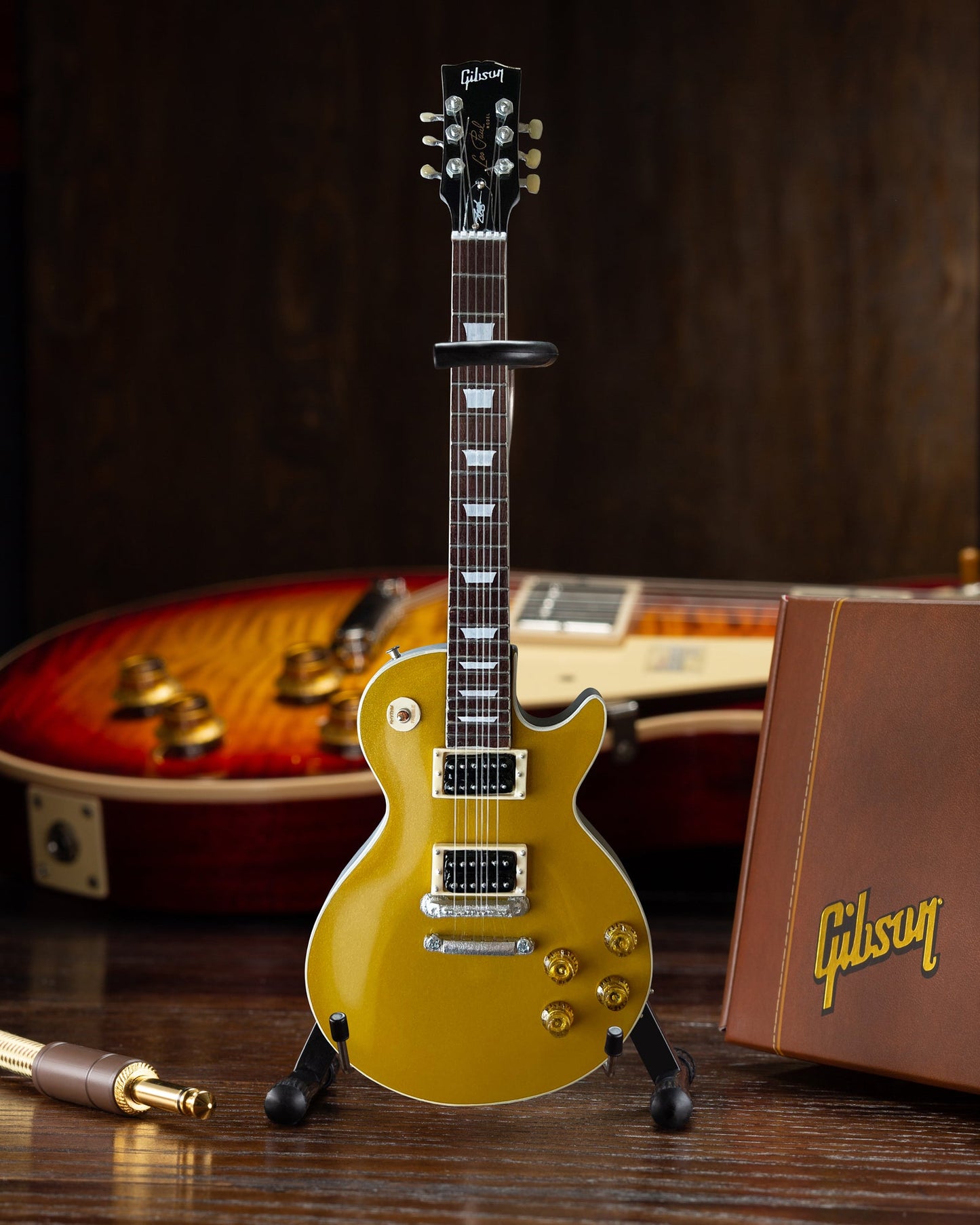 Slash Gibson Les Paul Standard “Victoria” Goldtop Miniature Guitar Model