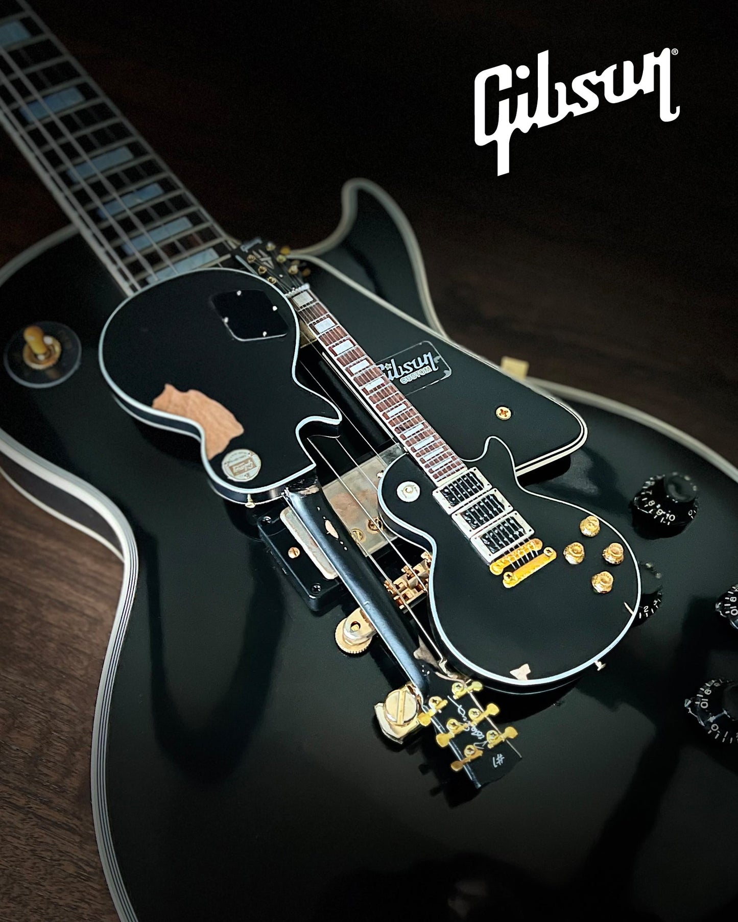 Peter Frampton "Phenix" Gibson Les Paul Custom Mini Guitar Model - Osadia Concept Store