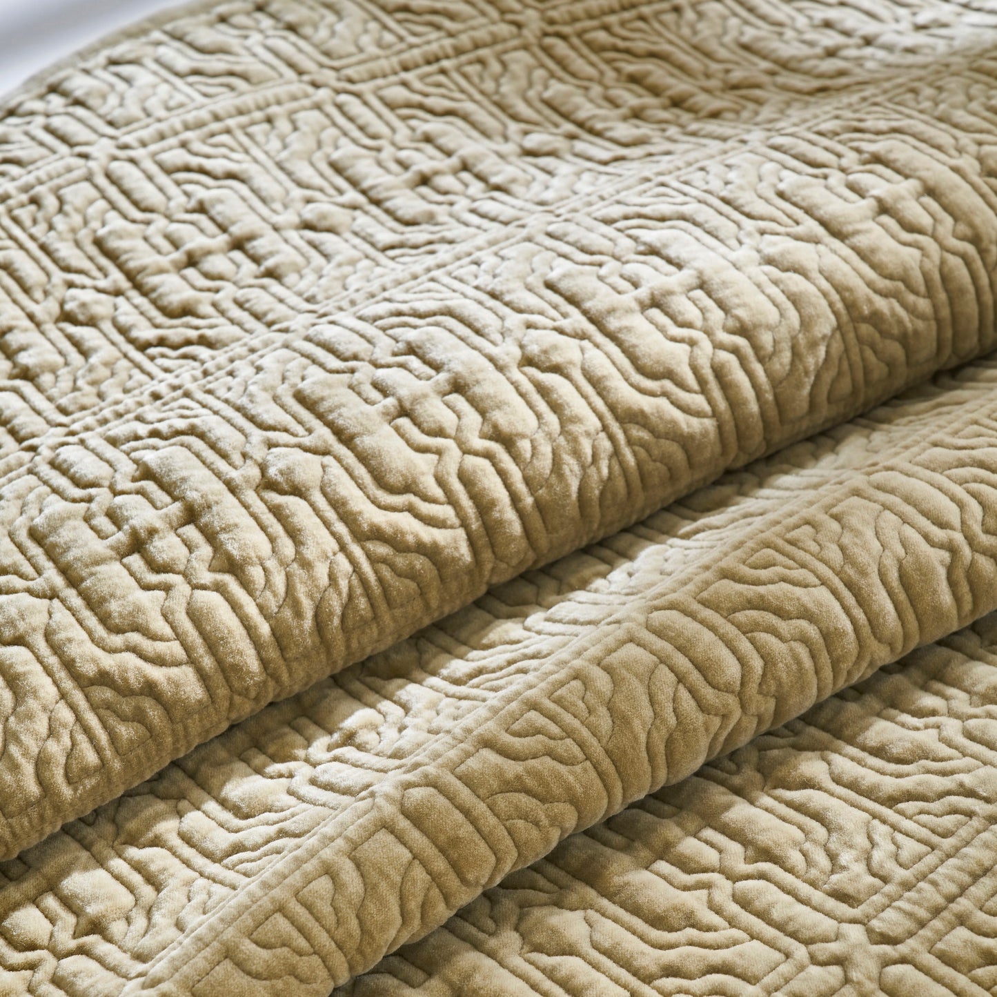 Duke Geometric Cotton Velvet Quilt