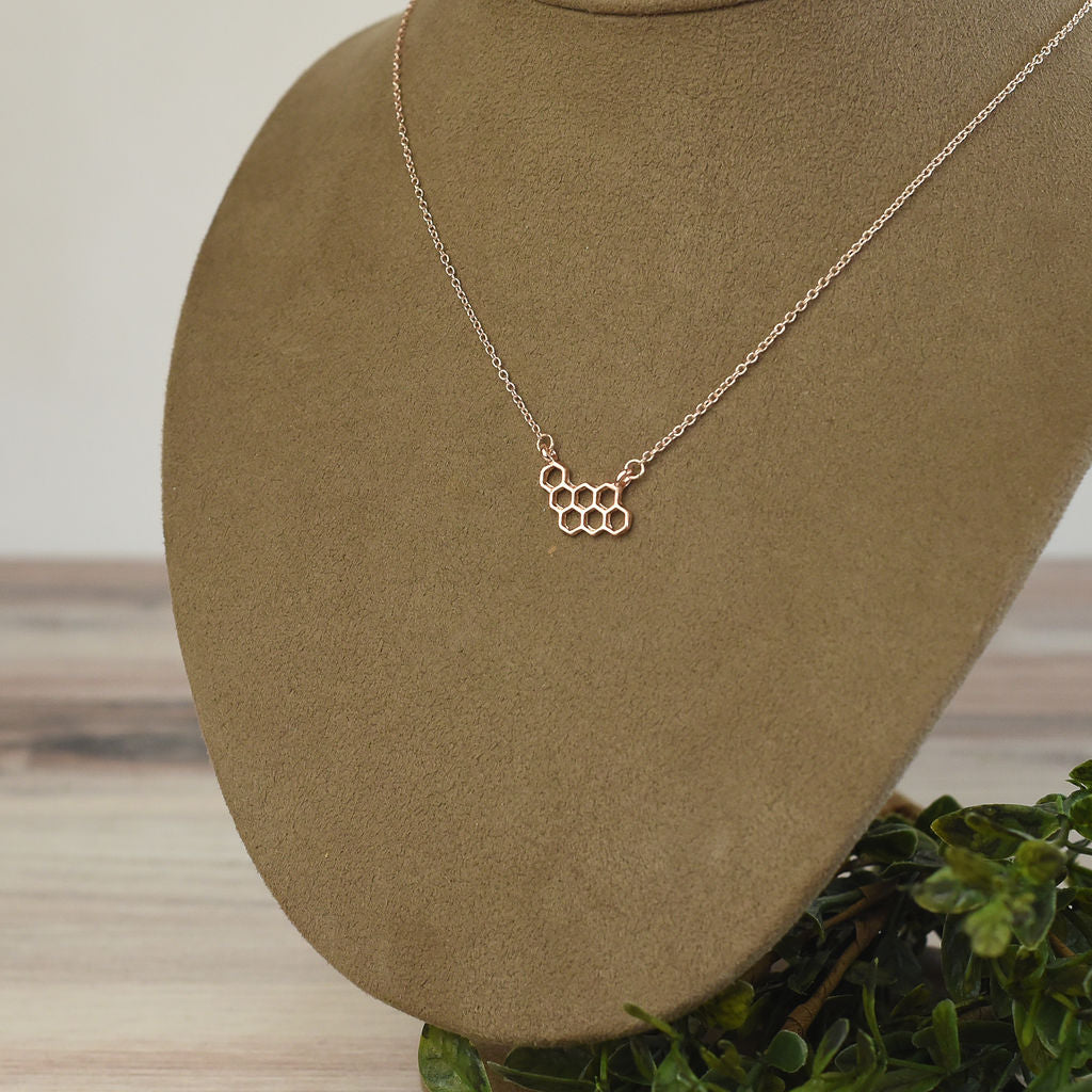 Honeycomb Pendant Necklace - Osadia Concept Store