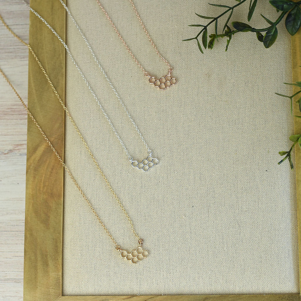 Honeycomb Pendant Necklace - Osadia Concept Store