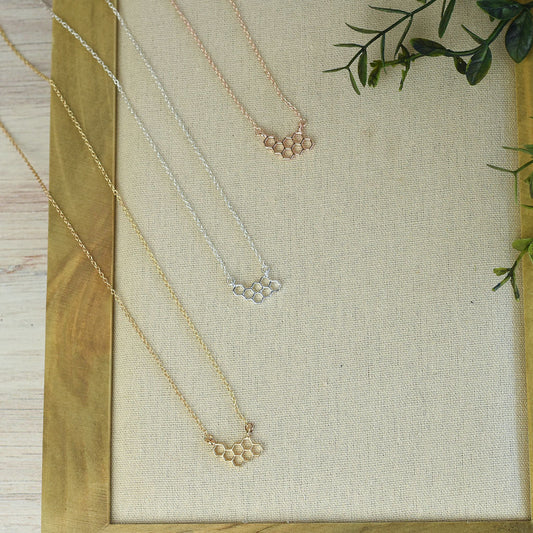 Honeycomb Pendant Necklace - Osadia Concept Store