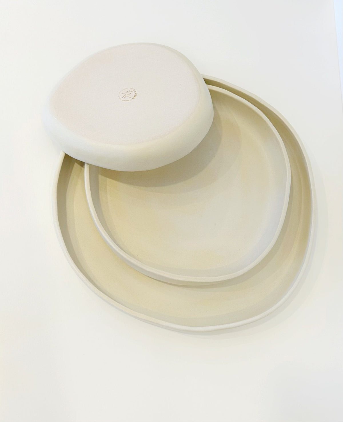 PLATE White Cloud. (Size: 11 inches)