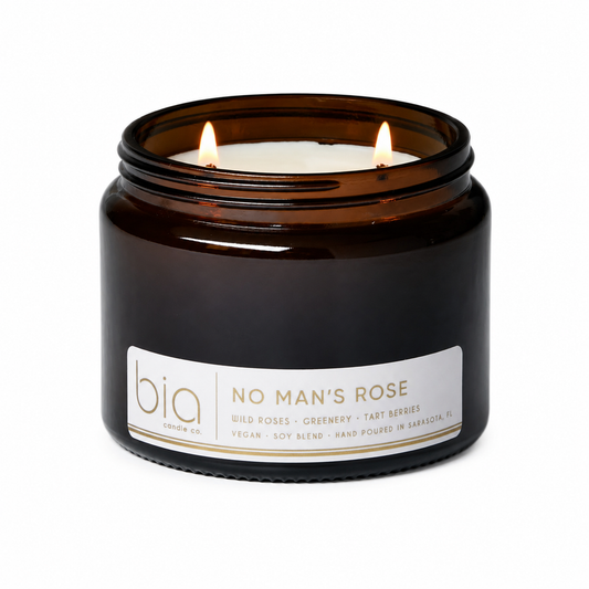 No Man's Rose Soy Blend Candle - Dewy Rose, Black Currant & Moss