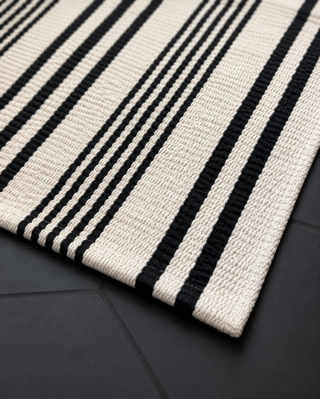 Amara Accent Rug
