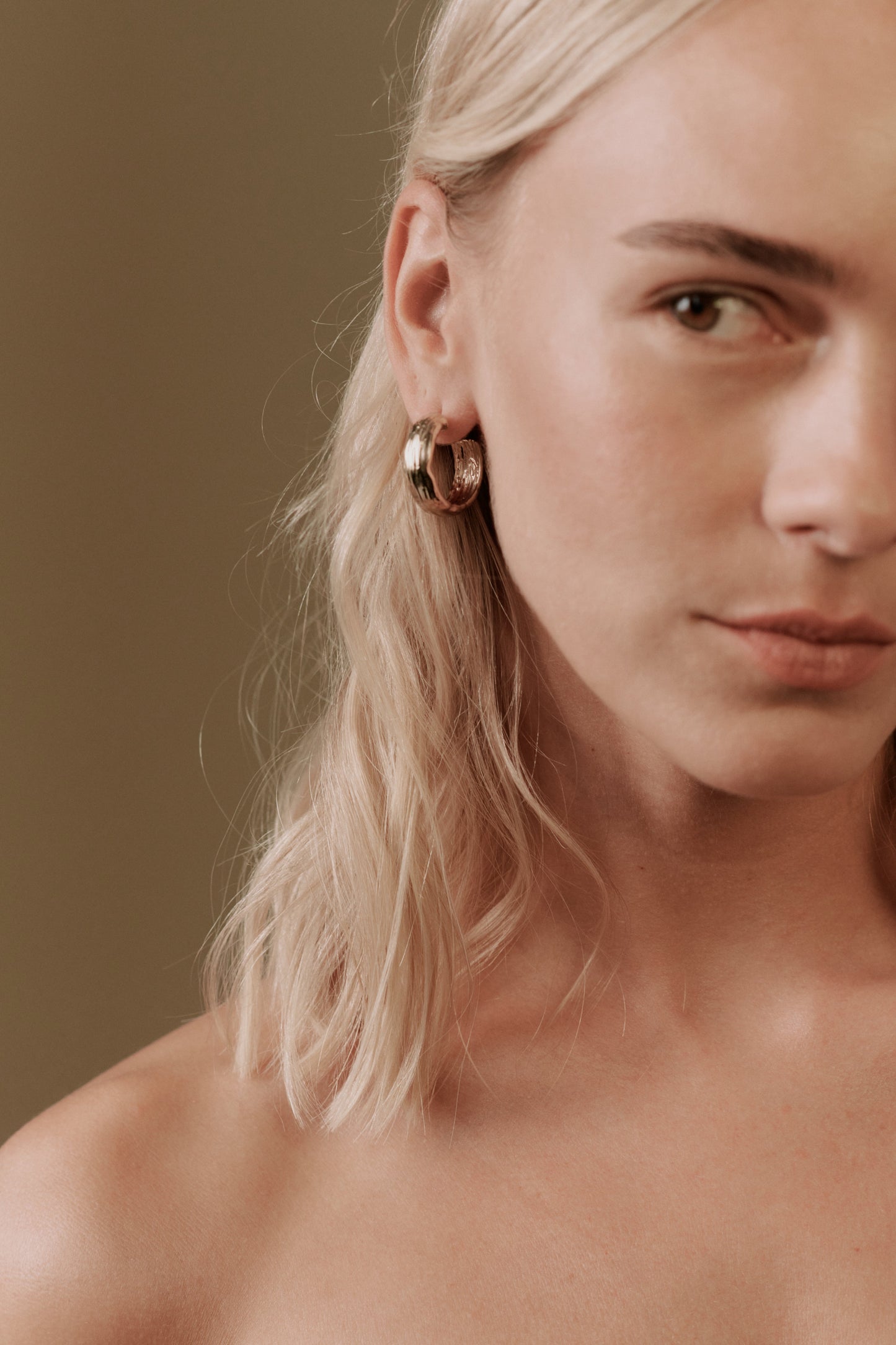 Maxwell Texture Hoops
