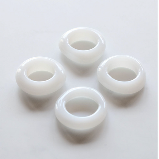 S/4 Pearl White Napkin Rings