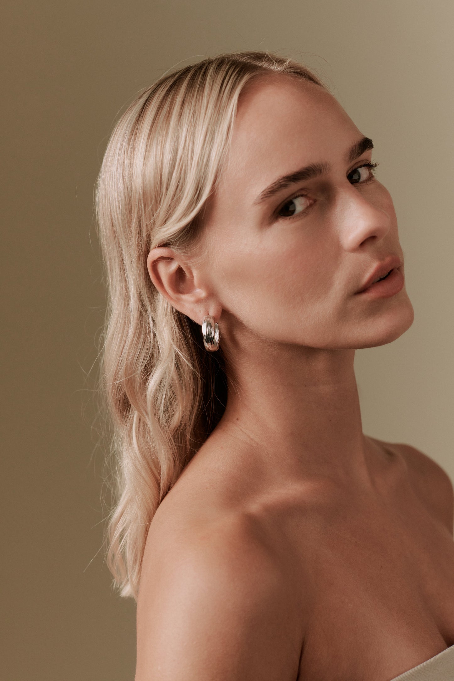 Maxwell Texture Hoops