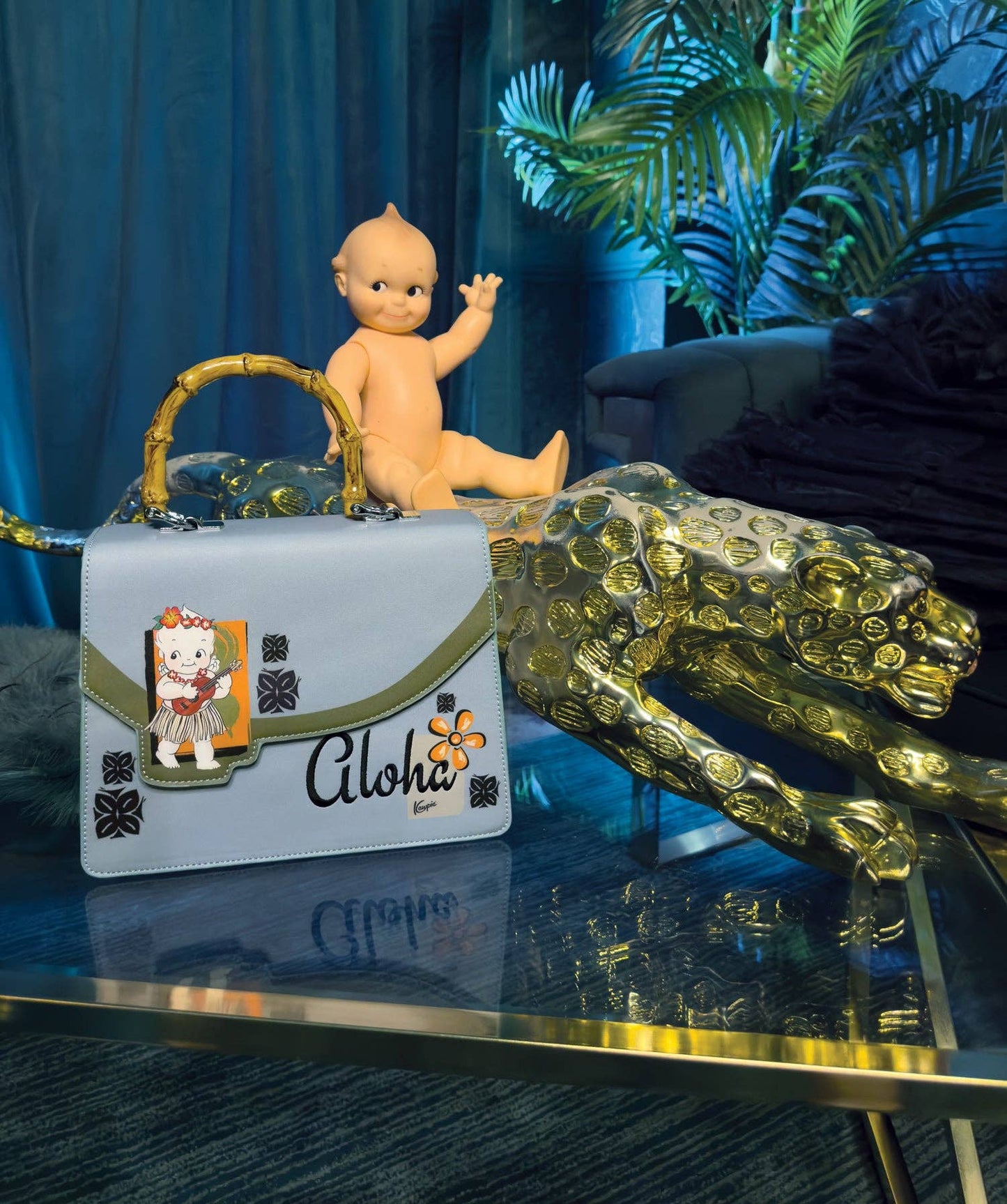 Kewpie® X TOBS Hula Bamboo Handle Purse SECOND