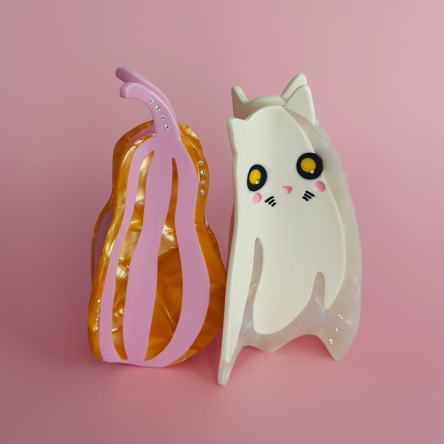Ghost Cat Hair Claw