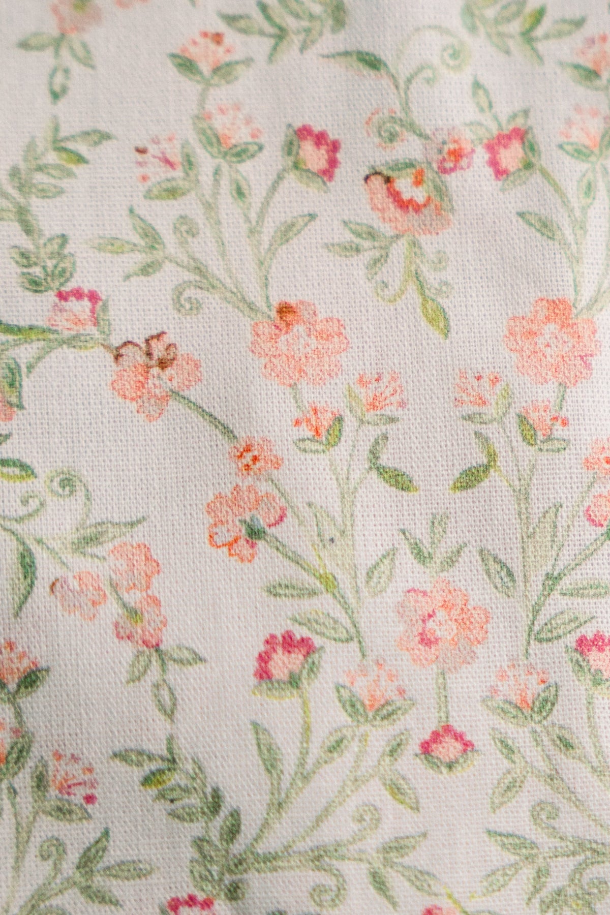 Apricot Meadow |Timeless Floral Ruffle Zipper Pouch