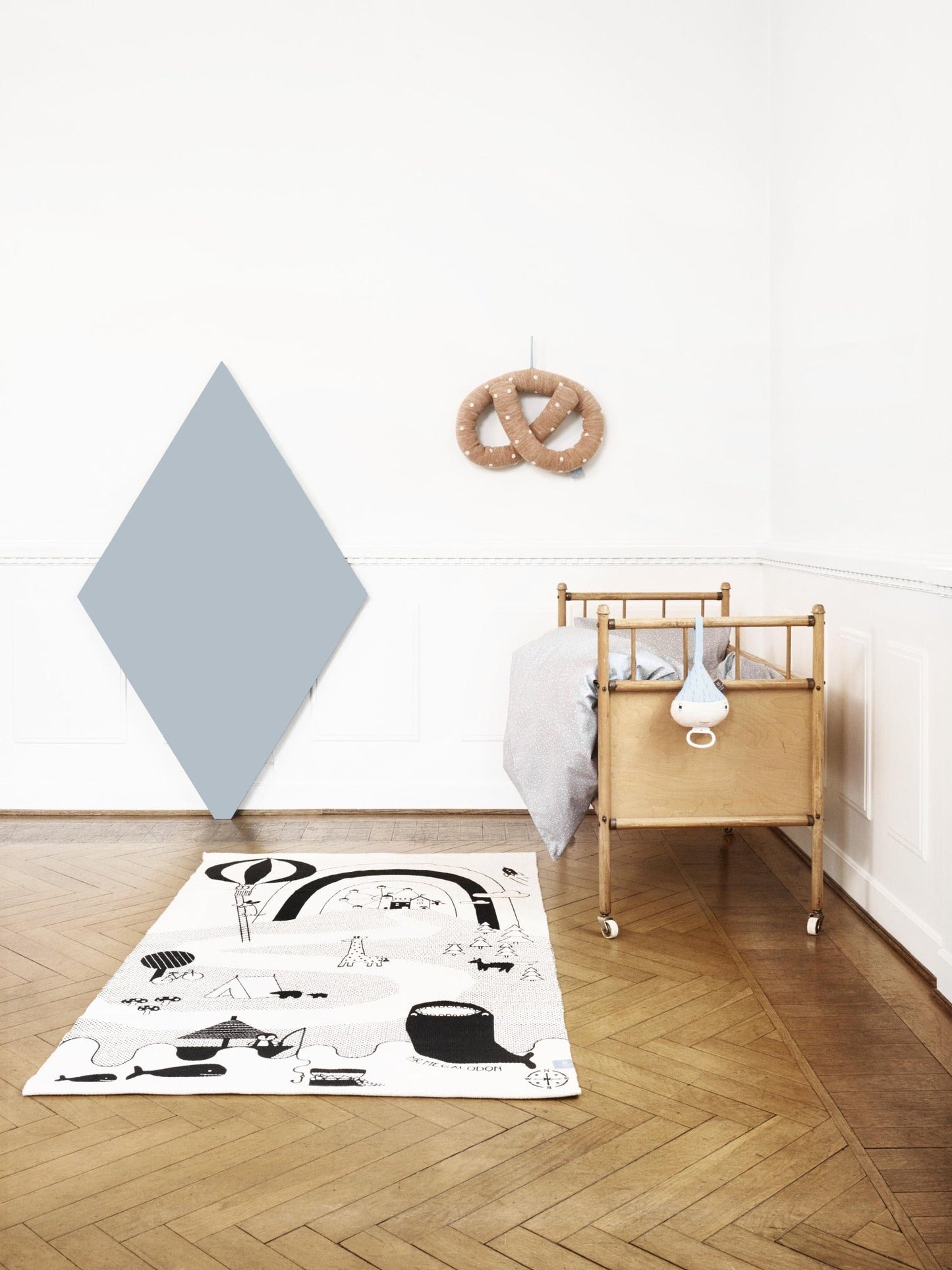 Mr. Megalodon Adventure Rug - Offwhite / Black
