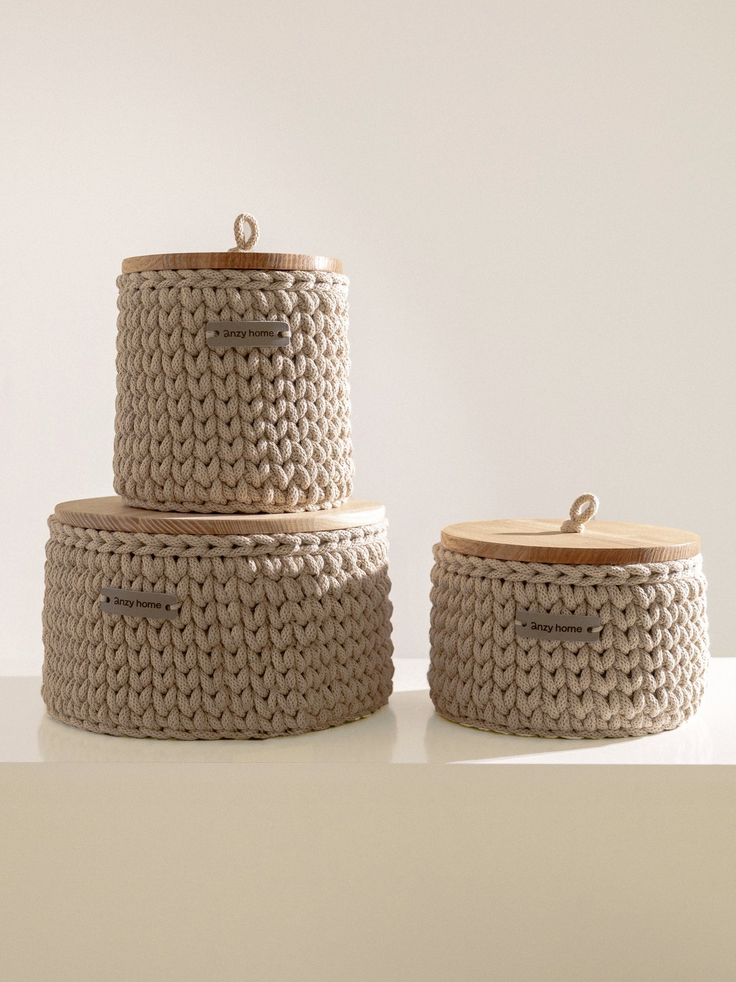 Round Storage Baskets w/ Wooden Lid