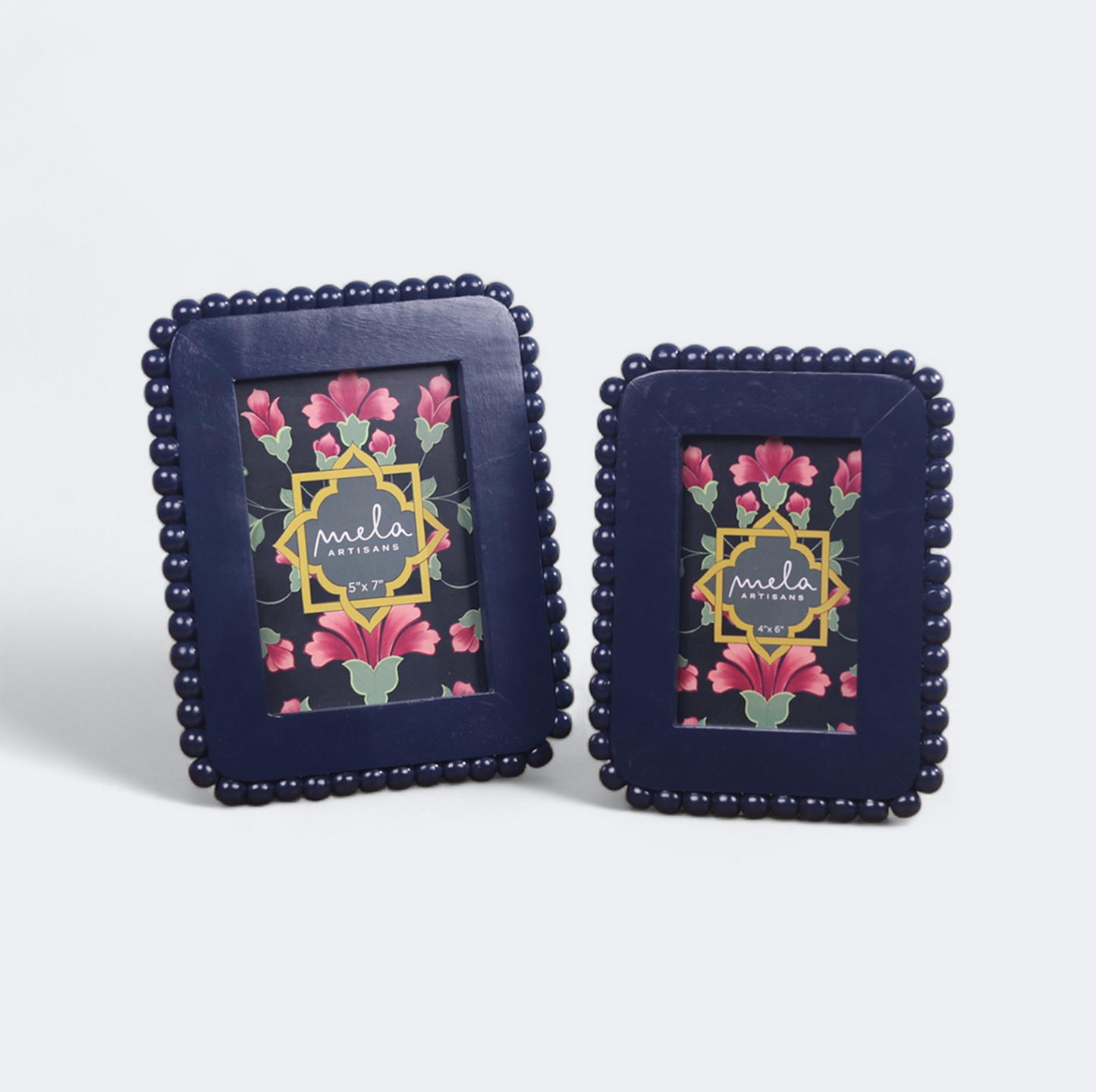 Raatriti Handcrafted Photo Frames Gift Set